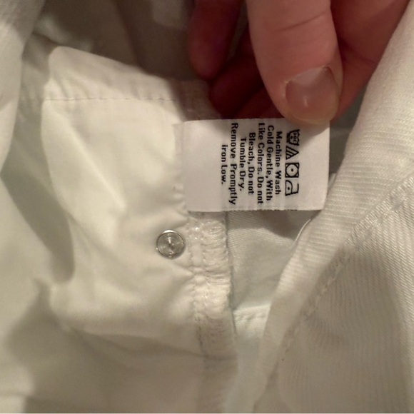 NWT Princess Polly Maggie Denim White High Rise Shorts Size 8. - Picture 9 of 9